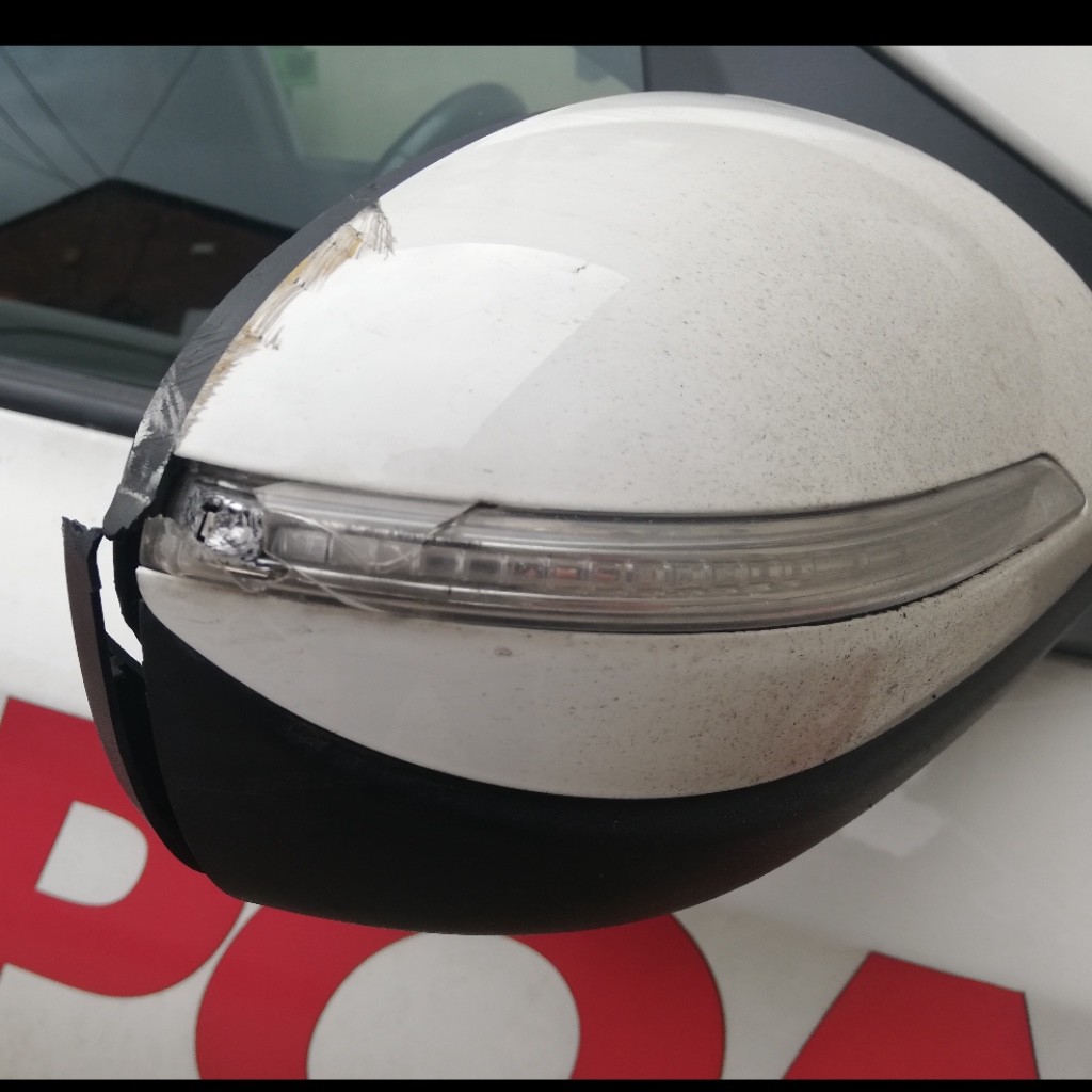 Find Used Hyundai I20 wing mirrors and door mirror parts