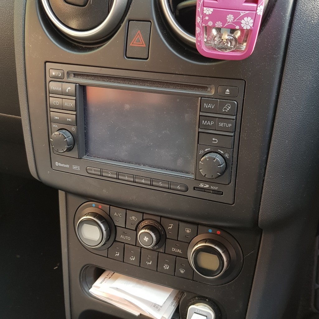Find Used Nissan Qashqai CD Changer Car Radio Stereo CD