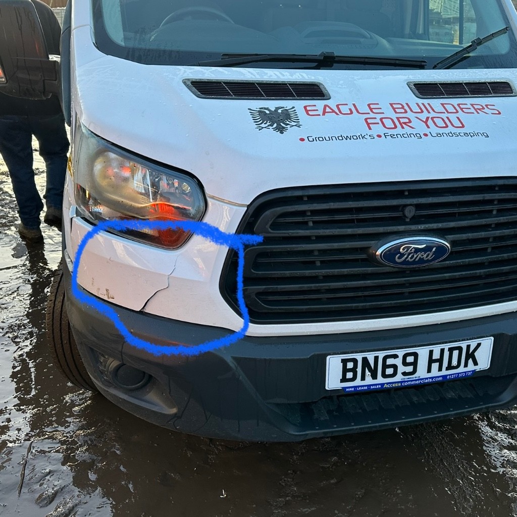 Van Parts: FORD Transit Bumper Moulding