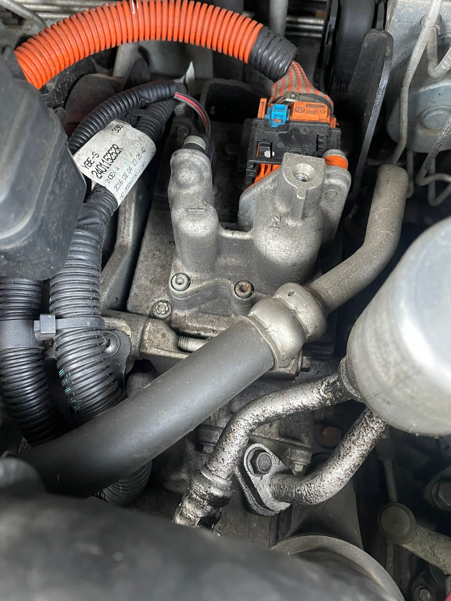 Electric Vehicle Parts: Renault Zoe A/C Compressor